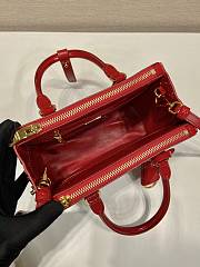 Prada Saffiano Galleria Patent Red Bag Size 20 x 15 x 9.5 cm - 3