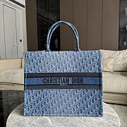 Dior Denim Blue Book Tote M1286 Size 41.5 x 35 x 18.5 cm - 1