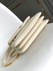 Bvlgari Serpenti Reverse Series Small Shoulder Bag White Size 22.5 x 15 x 7 cm - 3