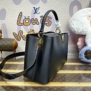 Louis Vuitton Capucines Souple Large Handbag M24607 Black Size 38 x 23 x 16 cm - 3