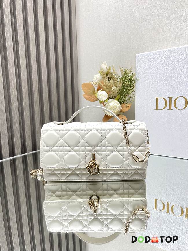 Dior Miss Dior Top Handle Bag White Size 21 x 11.5 x 4.5 cm - 1