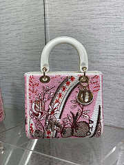 Dior Medium Lady D-Lite beaded Embroidery Size 24 x 20 x 11 cm - 2