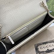 Gucci Interlocking Leather Crossbody Bag White Size 20 x 13 x 6 cm - 3