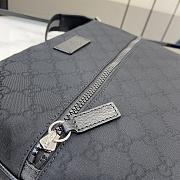 Gucci GG Crossbody Bag Size 31 x 33 x 2 cm - 2