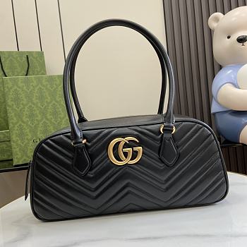 Gucci GG Marmont Medium Handbag Black Size 35.5 x 16.5 x 7 cm