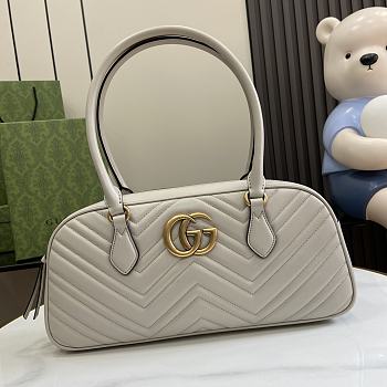 Gucci GG Marmont Medium Handbag White Size 35.5 x 16.5 x 7 cm