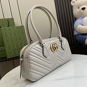 Gucci GG Marmont Medium Handbag White Size 35.5 x 16.5 x 7 cm - 6