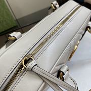 Gucci GG Marmont Medium Handbag White Size 35.5 x 16.5 x 7 cm - 2