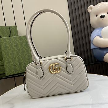 Gucci GG Marmont Small Handbag White Size 25.5 x 15.5 x 6.5 cm