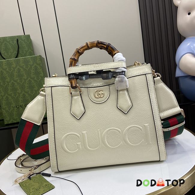 Gucci Diana Bamboo Small Handbag Size 27 x 24 x 11 cm - 1