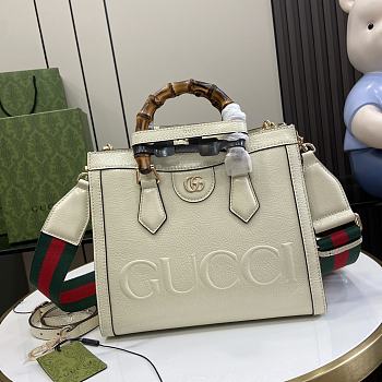 Gucci Diana Bamboo Small Handbag Size 27 x 24 x 11 cm