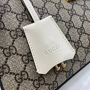 Gucci Padlock Medium Shoulder Bag White Size 32.5 x 24 x 5.5 cm - 2