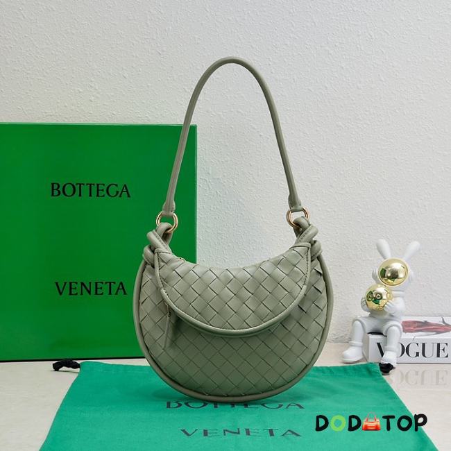 Bottega Veneta Gemelli Shoulder Bag Size 24.5 x 19 x 7 cm - 1