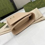 Gucci GG Marmont Card Holder Beige Size 7.5 x 11 x 2 cm - 5