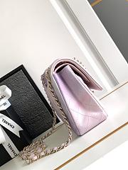 Chanel Flap Bag Lambskin Light Purple Size 25.5 cm - 2