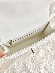 Chanel Flap Handle Bag Mini White Size 20 x 6.5 x 12 cm - 5