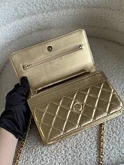 Chanel WOC Gold Bag Size 19.5 x 12 x 3.5 cm - 4