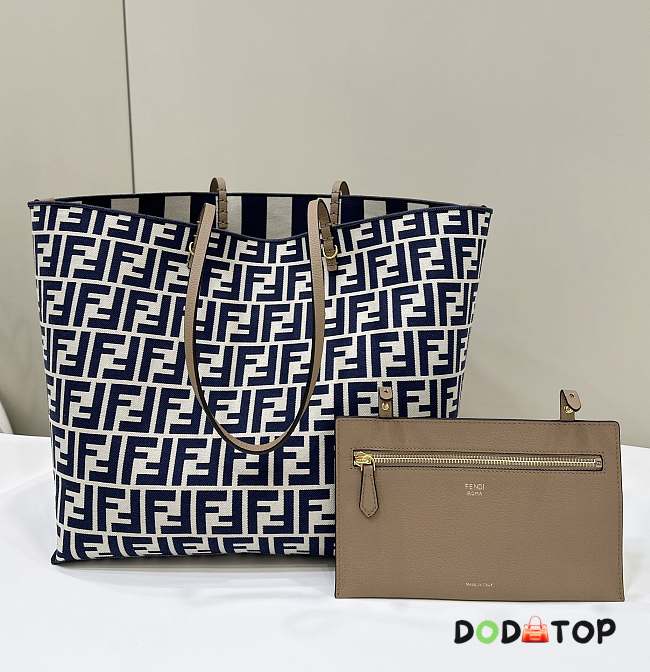 Fendi Roll Shopping Bag Blue Size 33 x 22 x 30 cm - 1