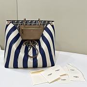 Fendi Roll Shopping Bag Blue Size 33 x 22 x 30 cm - 5