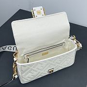 Fendi Baguette White FF Size 26 x 13 x 6 cm - 2