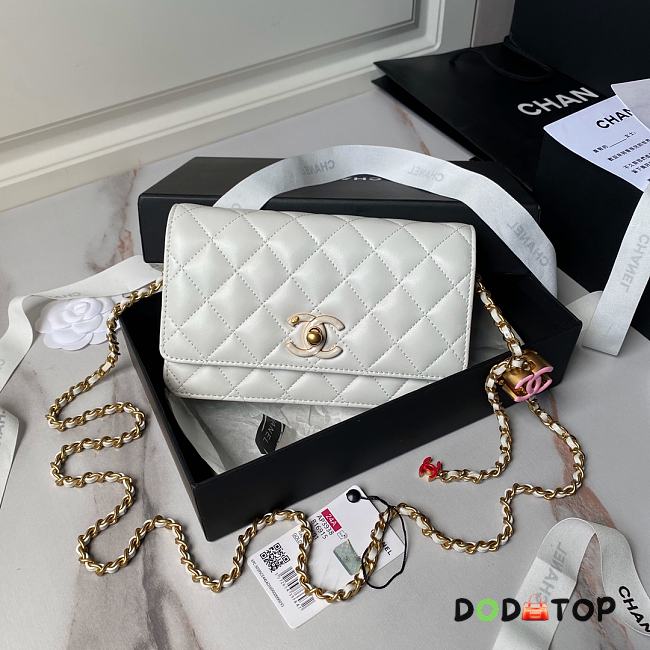 Chanel Wallet On Chain White Size 19 cm - 1