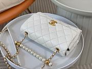 Chanel Pearl Handle Bag White Size 23.5 × 6.5 × 13.5 cm - 4