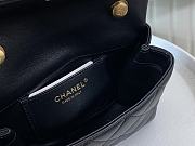 Chanel Pearl Handle Bag Black Size 19.5 x 12.5 x 6 cm - 4