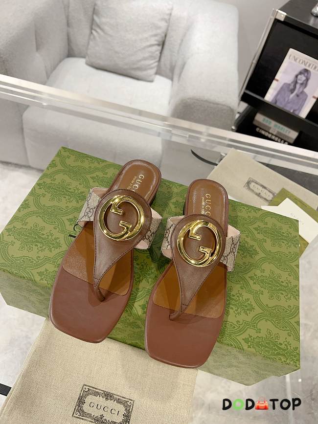 Gucci Blondie Thong Sandals Brown  - 1