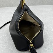 Jacquemus Le Calino Leather Top Black Bag Size 33 x 14 x 25 cm - 4