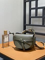 Loewe Gate Dual Mini Green Size 21 x 12.5 x 9 cm - 3