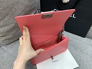 Chanel Boybag Pink Caviar Leather Size 25 cm - 4