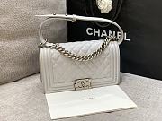 Chanel Boybag Grey Silver Hardware Caviar Leather Size 25 cm - 3