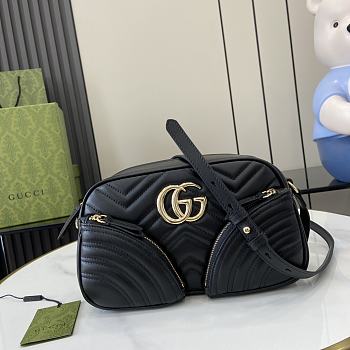 Gucci GG Marmont Small Shoulder Bag Black Size 24.5 x 15 x 9 cm