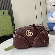 Gucci GG Marmont Small Shoulder Bag Burgundy Size 24.5 x 15 x 9 cm - 1