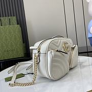 Gucci GG Marmont Small Shoulder Bag White Size 24.5 x 15 x 9 cm - 4