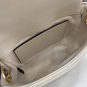 Gucci GG Marmont Mini Top Handle Bag In White Leather Size 7 x 13 x 6 cm - 2