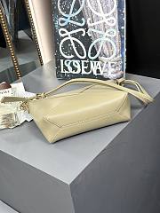 Loewe Puzzle Fold Clay Green Size 23 x 15.5 x 6.5 cm - 4