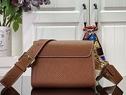 Louis Vuitton LV Twist Small Handbag M24758 Brown Size 19 x 15 x 9 cm - 6