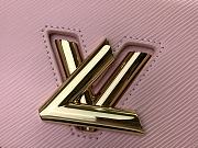 Louis Vuitton LV Twist Medium Handbag M24765 Pink Size 23 x 17 x 9.5 cm - 3