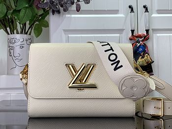 Louis Vuitton LV Twist Medium Handbag M24765 White Size 23 x 17 x 9.5 cm