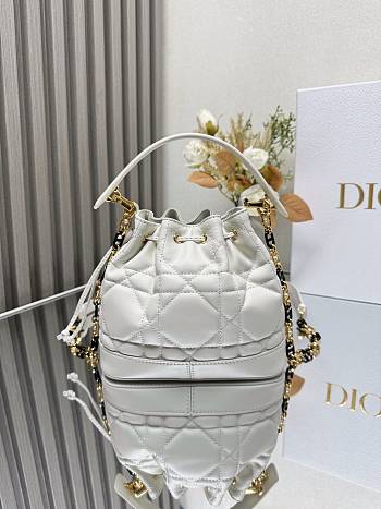 Dior Jolie Bucket Bag White Size 17 x 16 x 9 cm