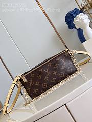 Louis Vuitton LV Bloom Pouch M11672 White Size 22.5 x 13 x 13 cm - 1