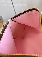 Louis Vuitton LV Bloom Pouch M11672 Pink Size 22.5 x 13 x 13 cm - 3