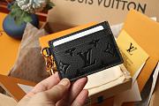 Louis Vuitton LV Charm Card Holder M82132 Black Size 10.2 x 7.3 x 0.3 cm - 5