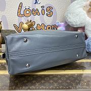 Louis Vuitton CarryAll Dark MM LV Vibe M12583 Size 39 x 30 x 15 cm - 5