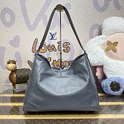 Louis Vuitton CarryAll Dark MM LV Vibe M12583 Size 39 x 30 x 15 cm - 3