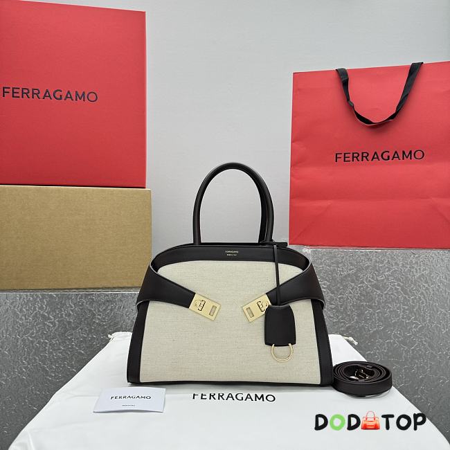 Ferragamo Hug Tote Bag Size 32 x 22 × 14 cm - 1