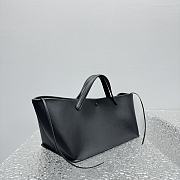 The Row Idaho Wide Handled Tote Bag Black Size 39 x 20 x 20 cm - 6