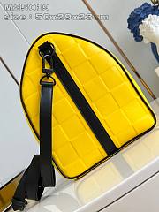 Louis Vuitton Keepall 50 Handbag Yellow Size 50 x 29 x 23 cm - 2