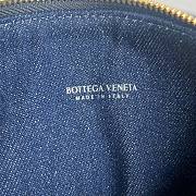 Bottega Veneta Mini Wallace Bag Blue Size 20 x 13 x 9.5 cm - 4